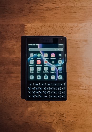 持ち運ぶ書斎」のラストピース！？】 物理キーボード 『TITAN2』 を