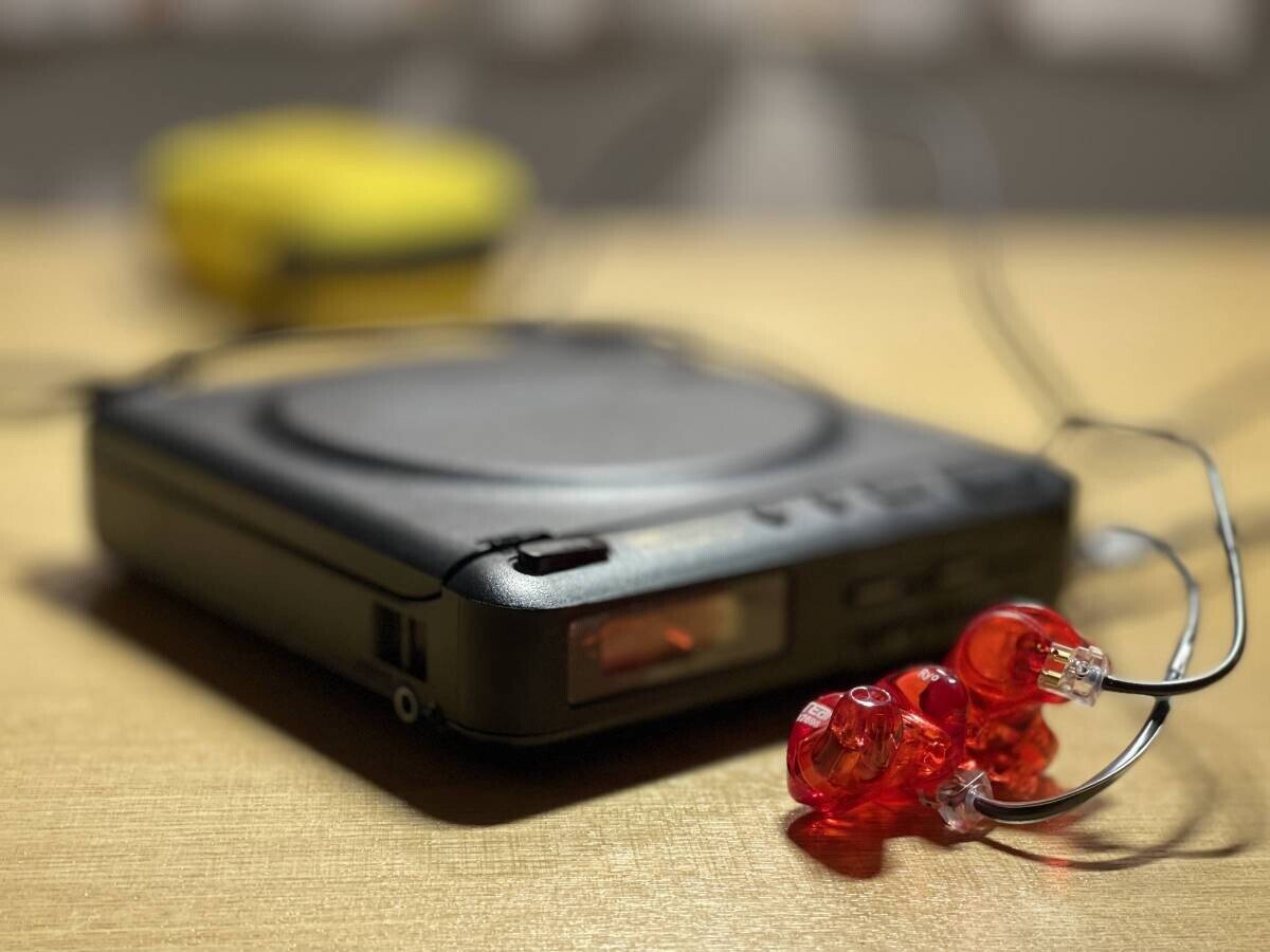 SONY Discman D-22を1ヶ月使ってみた【レビュー】｜Ryoichi Kawate