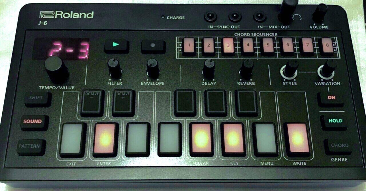 これぞ、ウクレレのようなシンセだ！Roland J-6レビュー。｜みくばんP