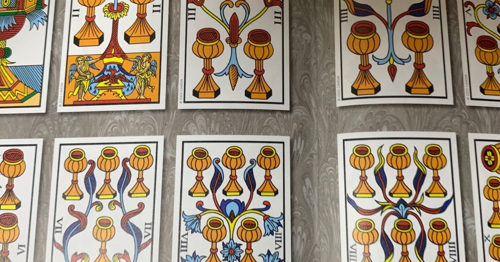 マルセイユタロットとは？アレハンドロ・ホドロフスキーが蘇らせた象徴