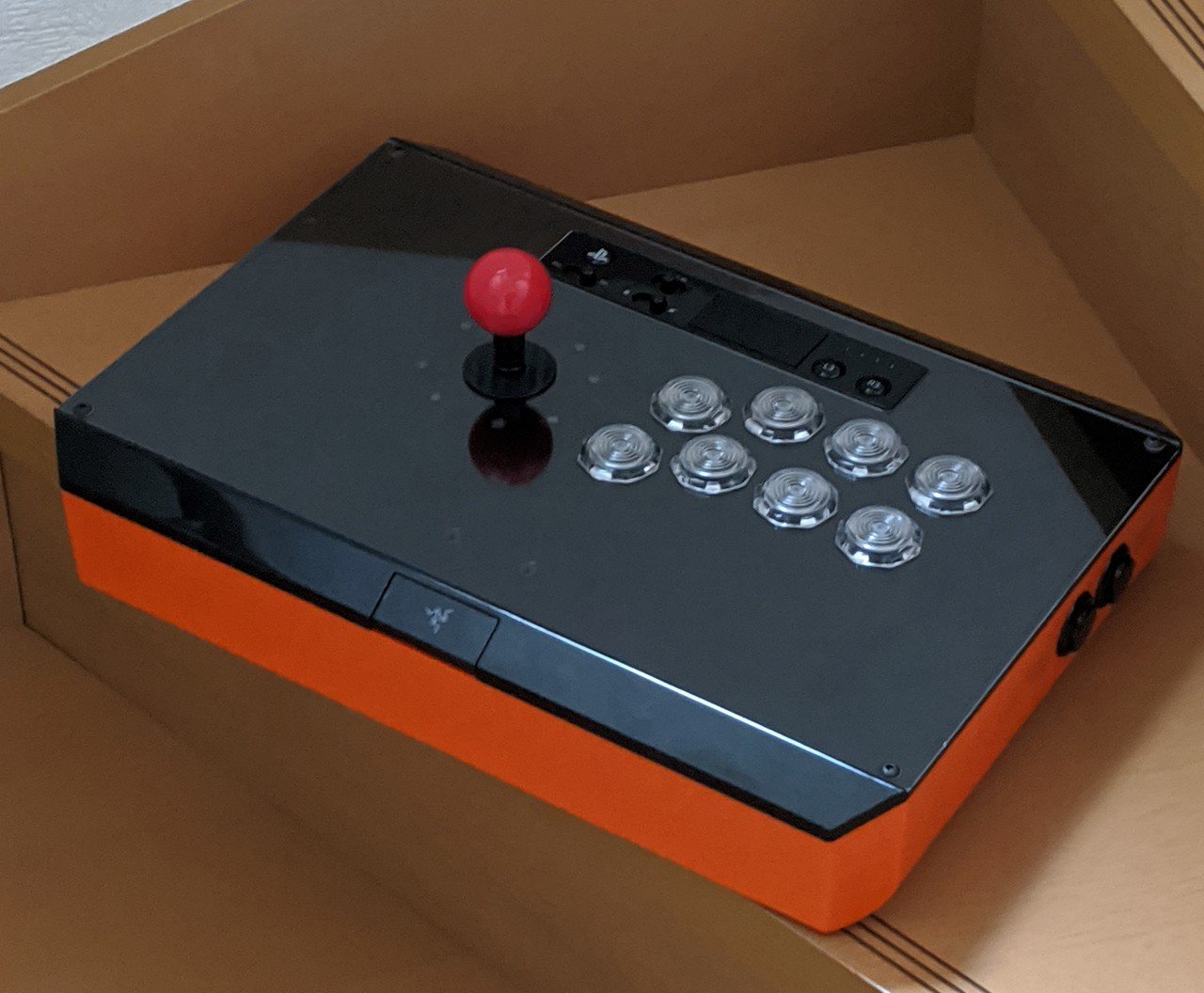 Razer Panthera（旧パンテラ）の天板交換記録｜dameo / だめ夫