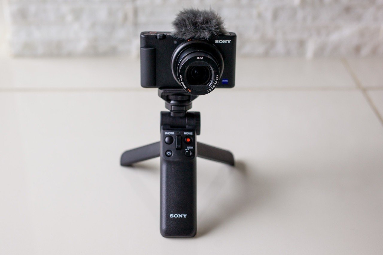 014 ソニーの最強Vlogカメラ「ZV-1」を完全体に！デメリット全てを解決