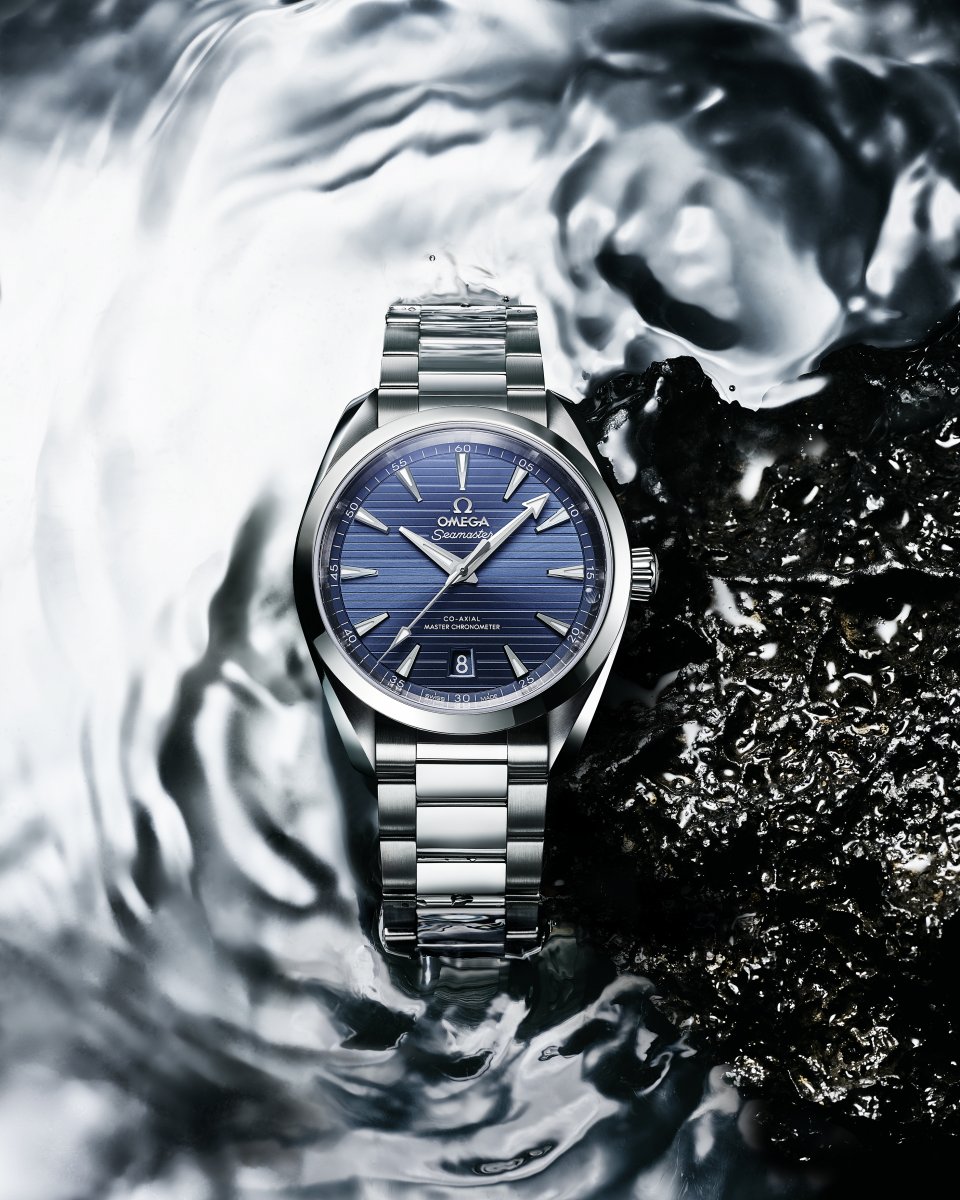 オメガ 「シーマスター アクアテラ」に気品漂う新色グリーンと、ブルー