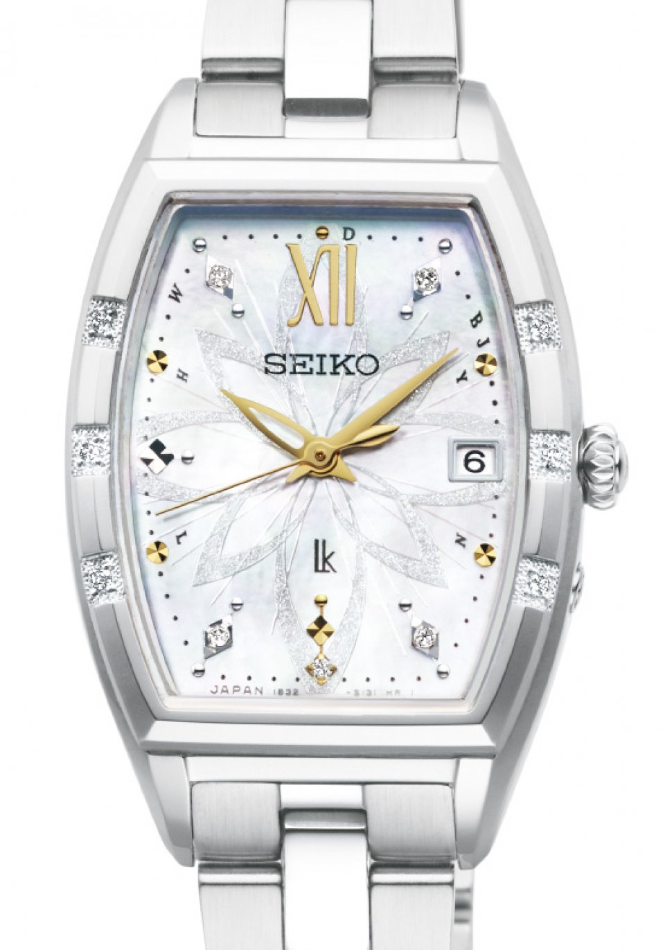 セイコー ルキア＞デビュー25周年を記念し、人気フラワーアーティスト