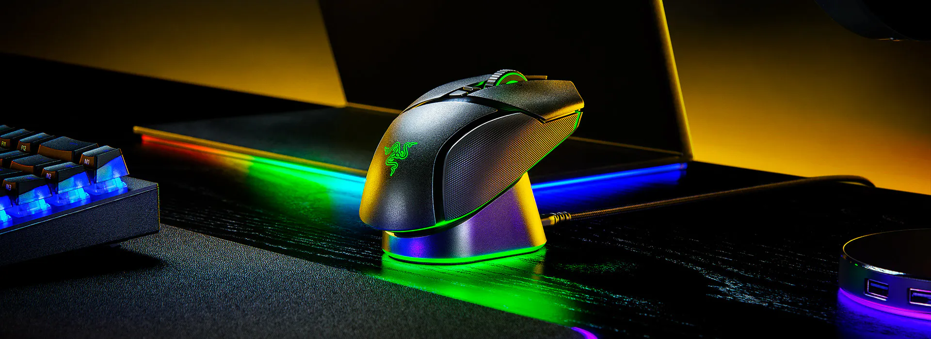 Wireless Mouse Charging Dock with 8K Hz Polling Rate - Razer Mouse