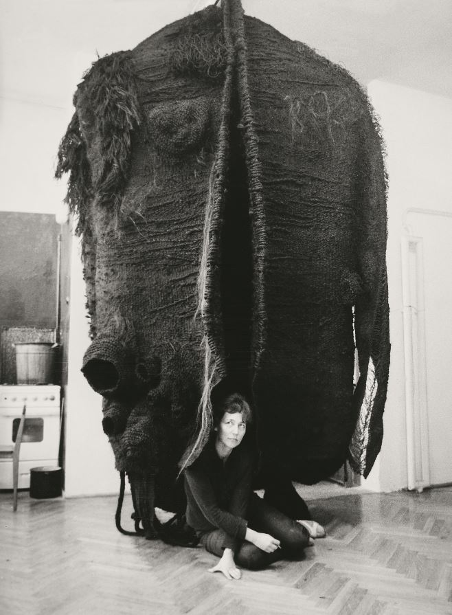 Magdalena Abakanowicz: Every Tangle Of Thread And Rope @ Tate