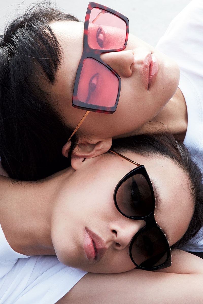 今年のサングラス。ラウンド型にキャットアイ、ちょっと大きめフレーム