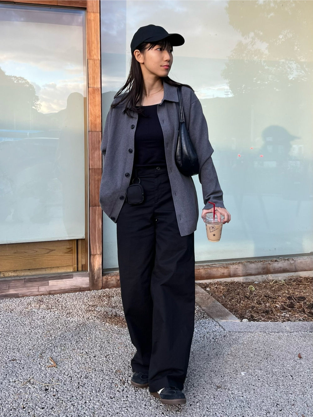 シームレスブラキャミソール」の着用コーディネート| ユニクロ公式