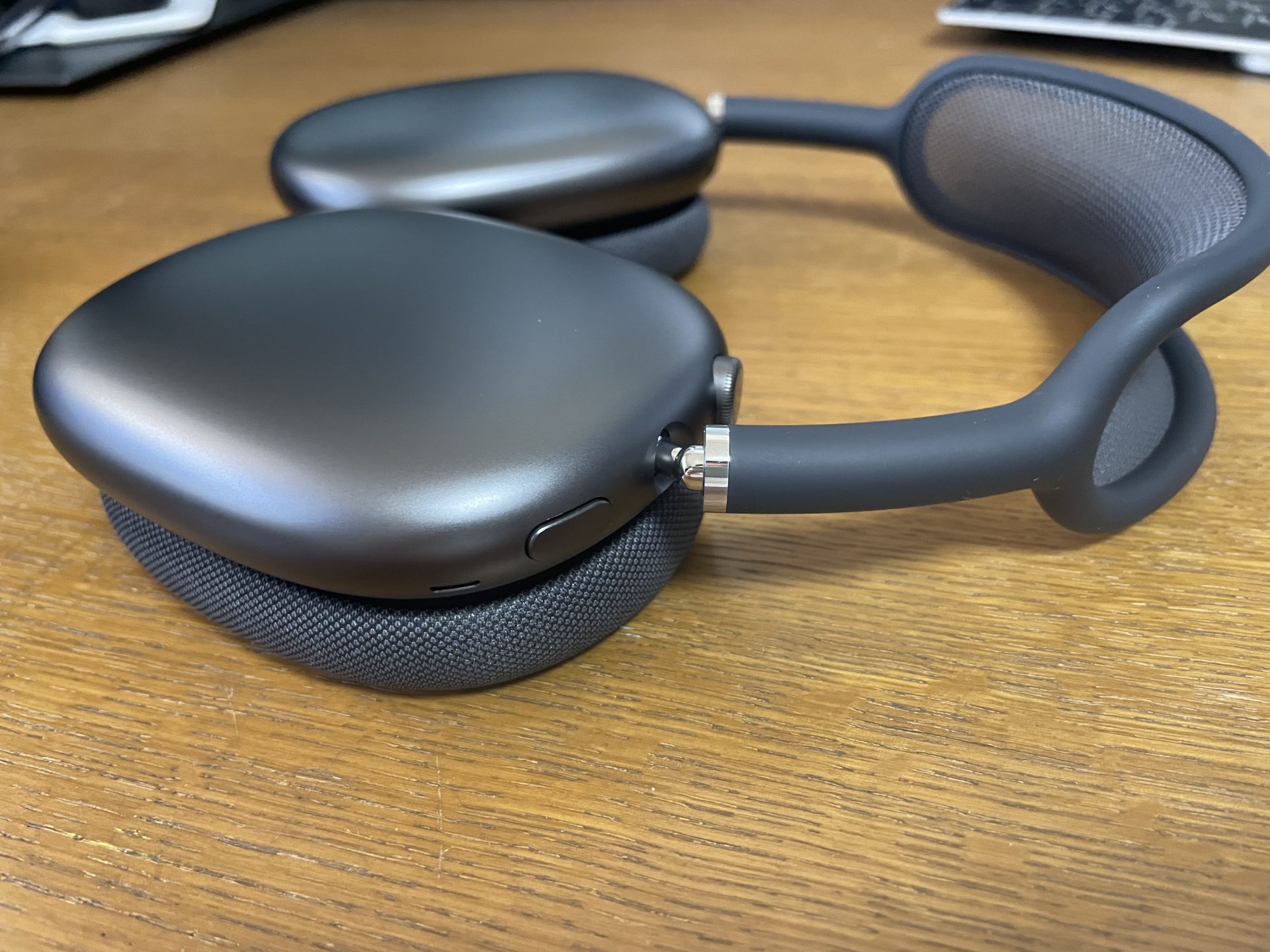 美品】Apple AirPods MAX スペースグレイ 楽天市場】apple airpods max