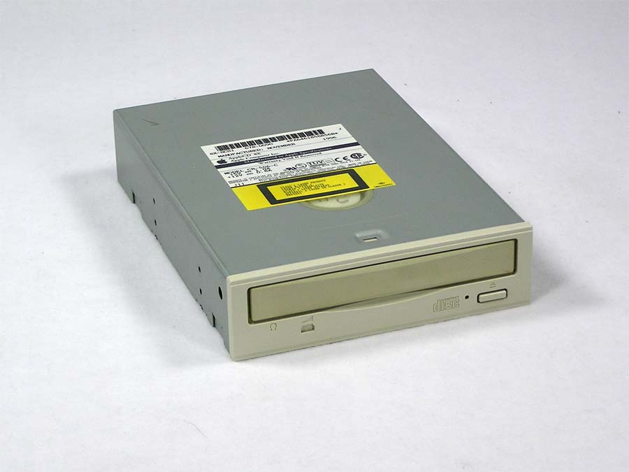 AppleCD 8X CD-ROM Internal SCSI Drive – Apple Rescue of Denver
