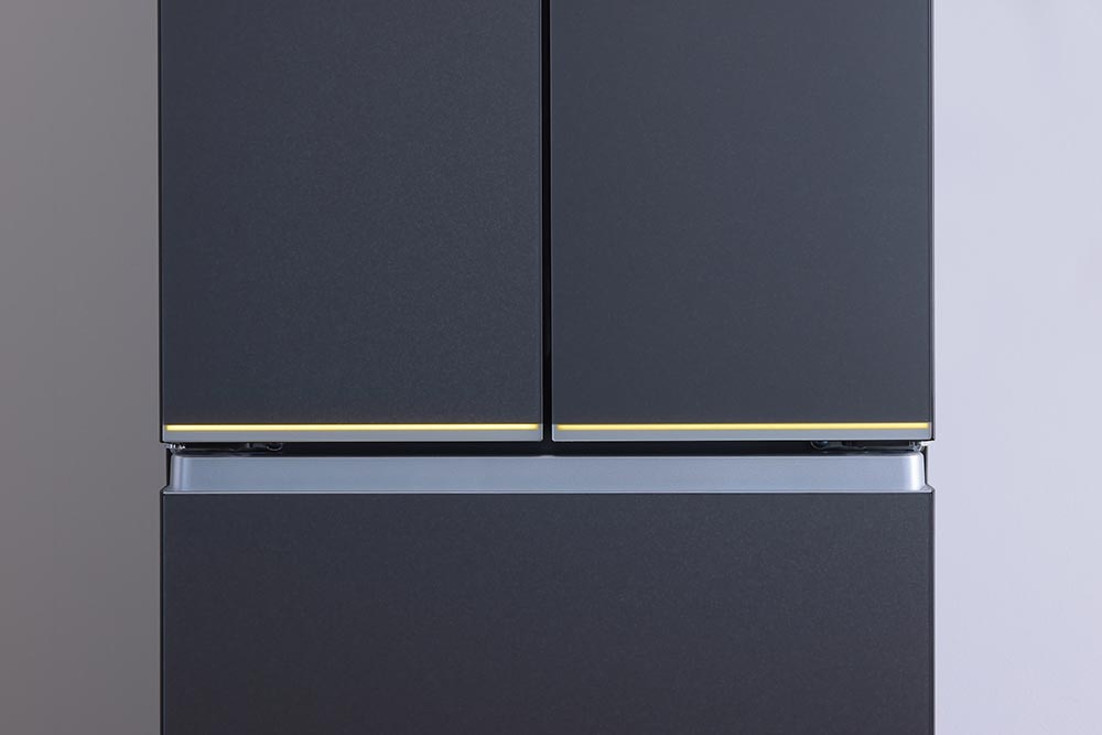 AQUAの5ドア冷凍冷蔵庫「TXシリーズ」堂々誕生！｜AQUA（アクア）