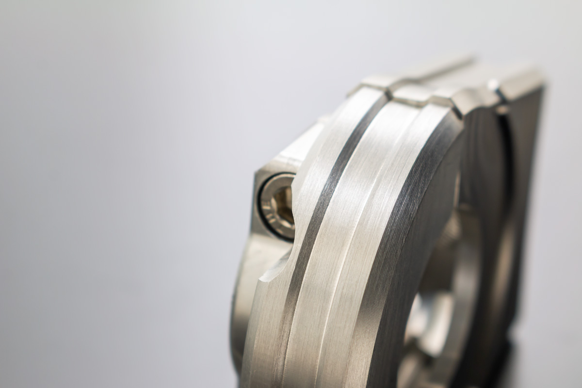 ≪Z900RS専用 スロットルホルダーの開発≫ | 開発情報 | ARCHI