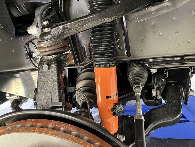 UI VEHICLE コンフォートショックアブソーバー – ハイエース専門／HOME