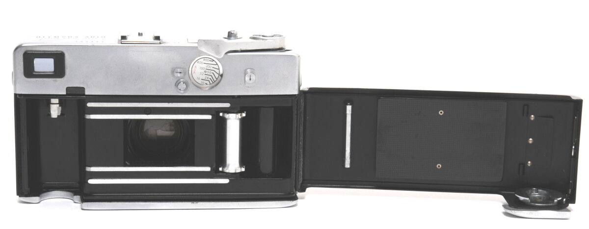 Olympus-Auto electro-set camera w. Zuiko 1,8/4,2cm lens, 149,00 €