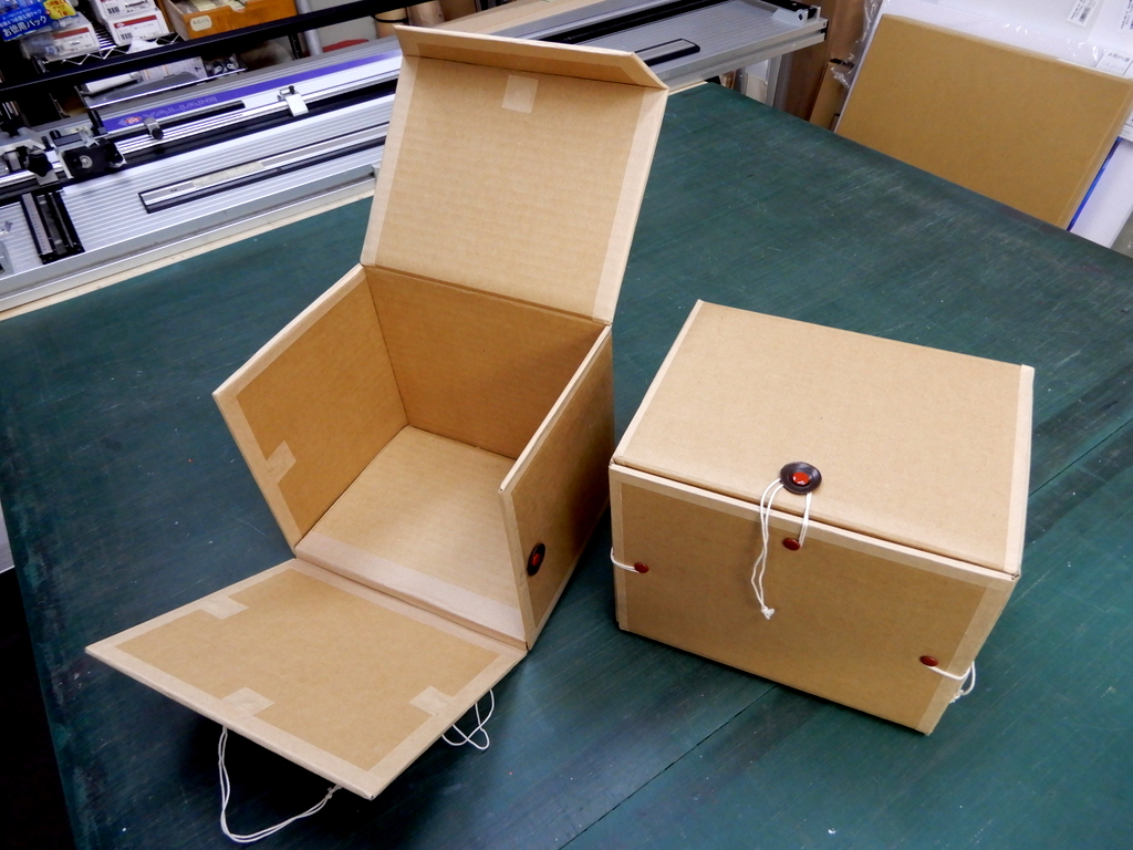 額用・立体用の布タトウ箱、ダンボール箱、黄袋の在庫販売しております