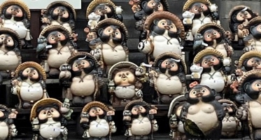 信楽（紫香楽：しがらき）を訪ねて日経アートからのお知らせ | 日経アート