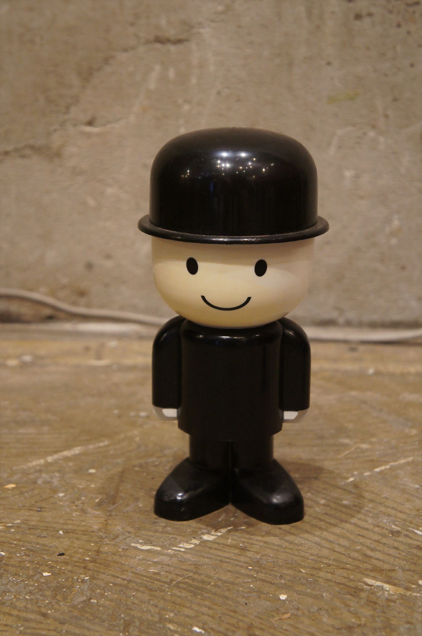 英国食品メーカーのキャラクター[HOMEPRIDE] フレッド君の フラワー