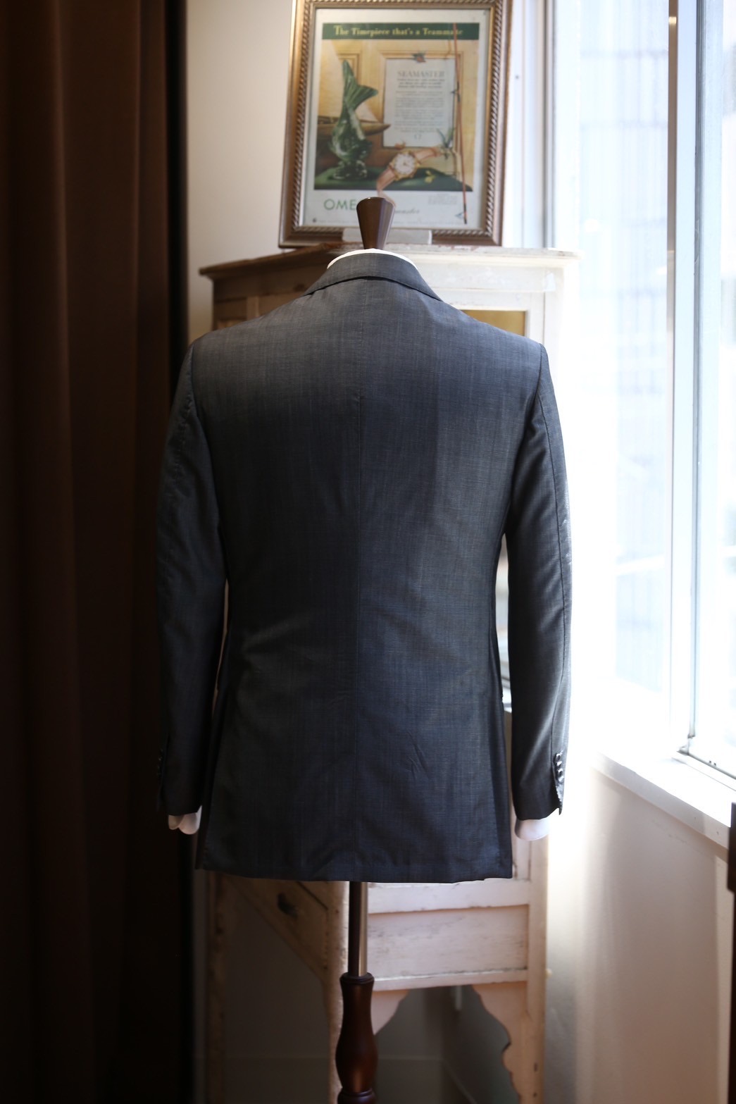 キトン Kiton】合い物 定番ミディアムグレースーツ 48 | Artigiano ciao