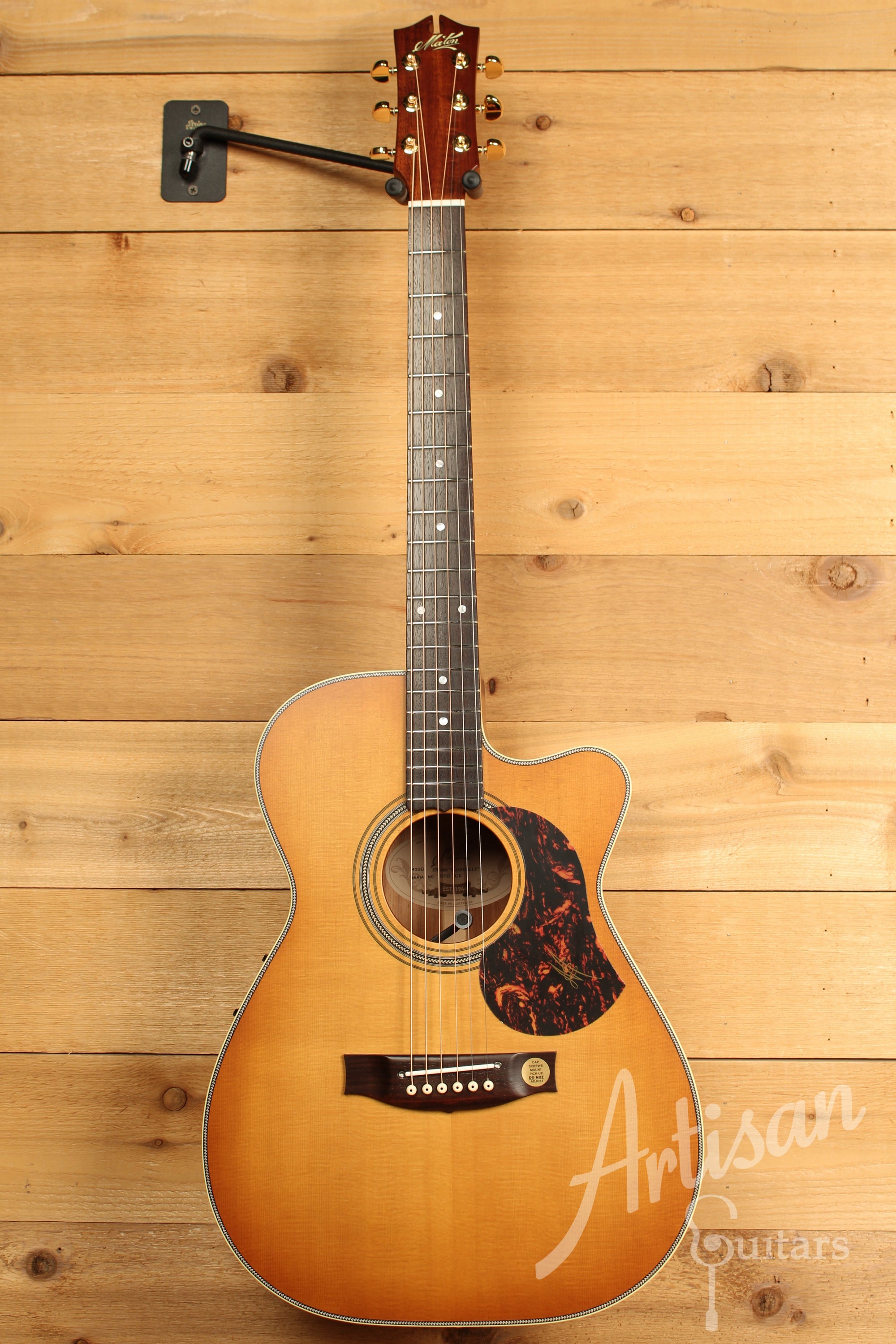 Maton EBG808C Nashville Series Sitka Spruce and Blackwood with