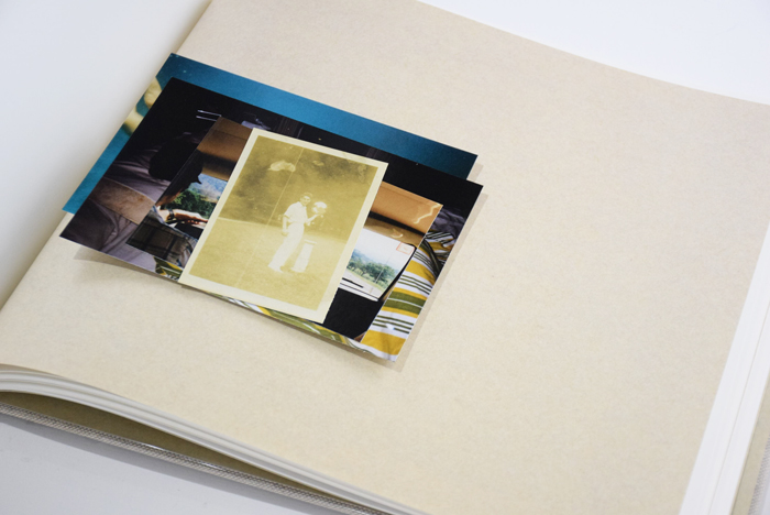 A POUND OF PICTURES / Alec Soth ON READING Online Shop