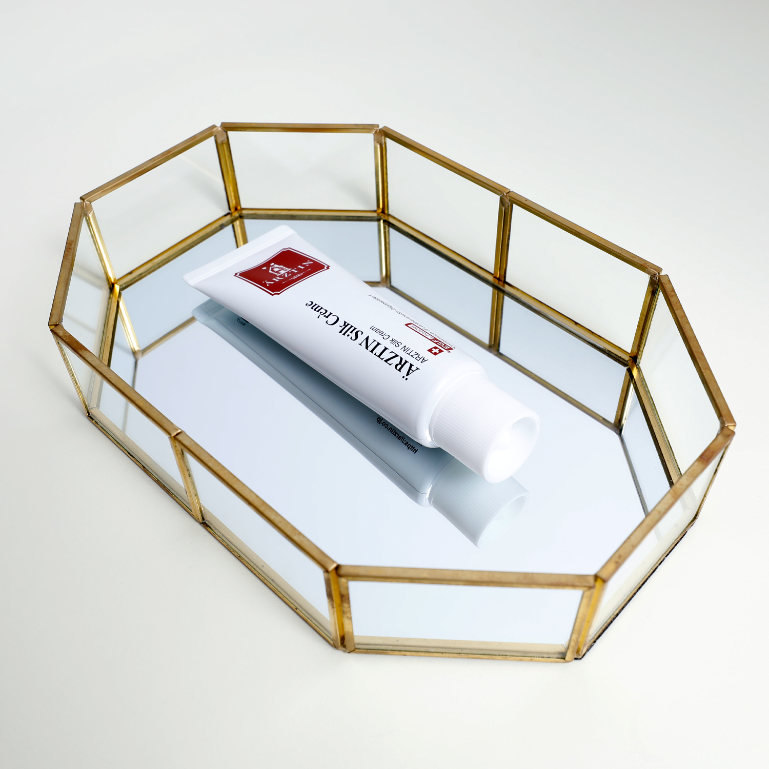 ARZTIN / シルククリーム