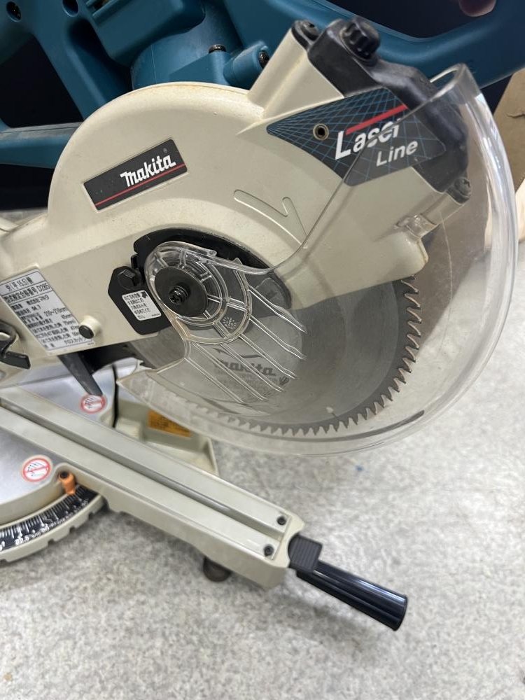マキタ makita 216mmスライドマルノコ LS0813FLの中古 中古B使用感あり