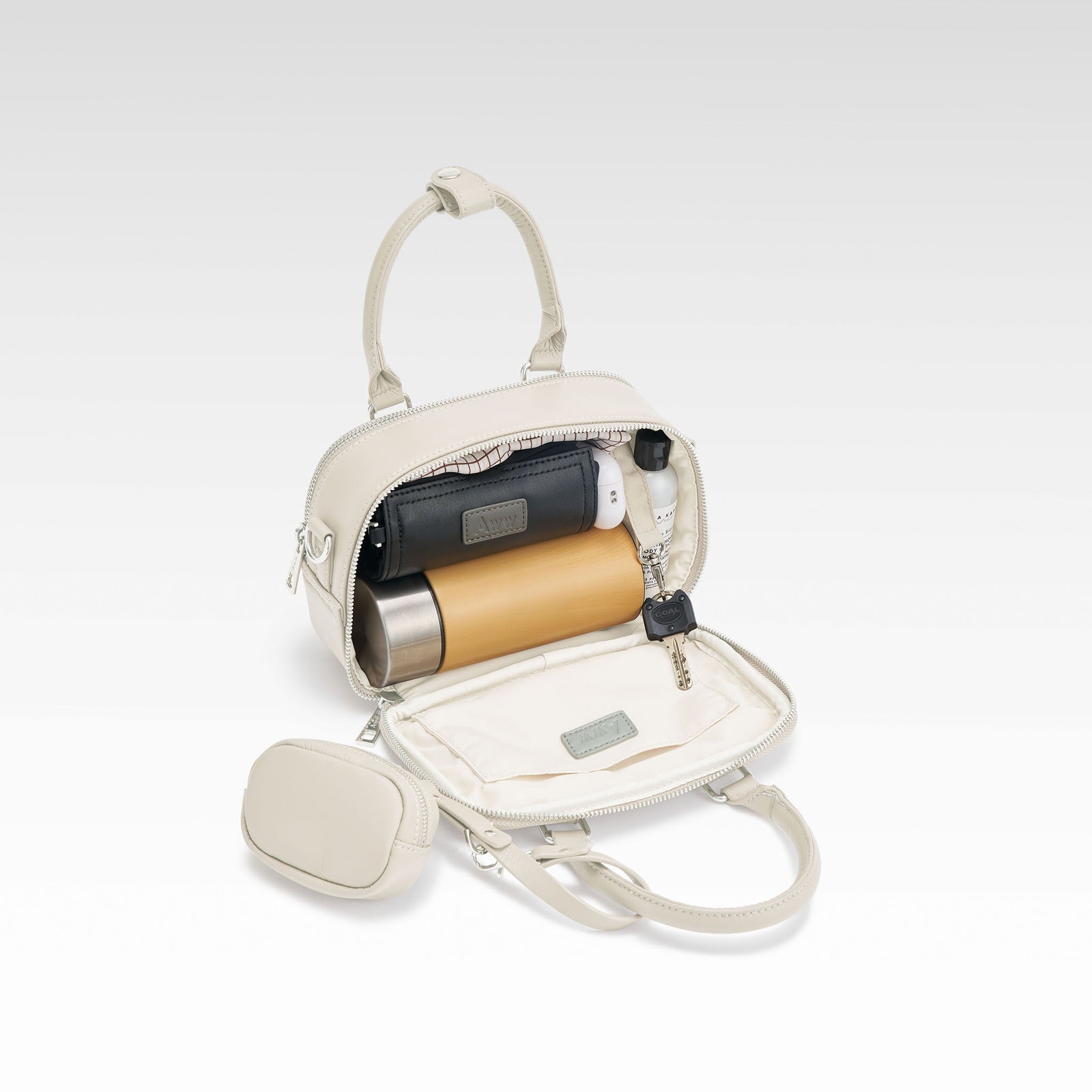 yŪバンブーレザー】プレミアムショルダーミニバッグ (2.7L) – Aww