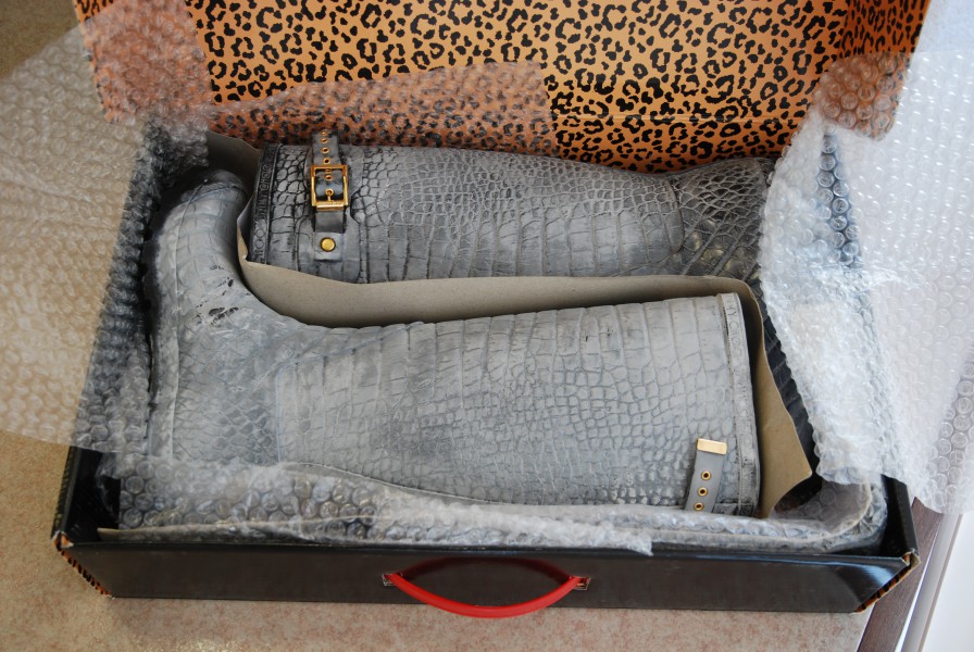 白く汚れたレインブーツが元の色に! ジミーチュウ×ハンター - 高品質