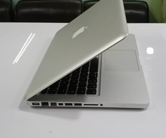 MacBook Pro Mid 2012 i5 4GB RAM 256GB SSD 13.3-Inch