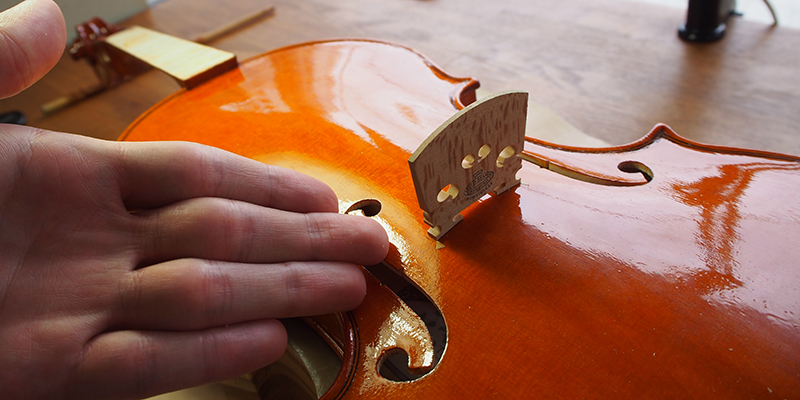 ヴァイオリン製作】魂柱立て/指板接着/駒調整/ナット調整 – Atelier