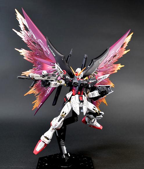 HG 1/144 デスティニーガンダム 改修塗装完成品 by Embers | JAPAN
