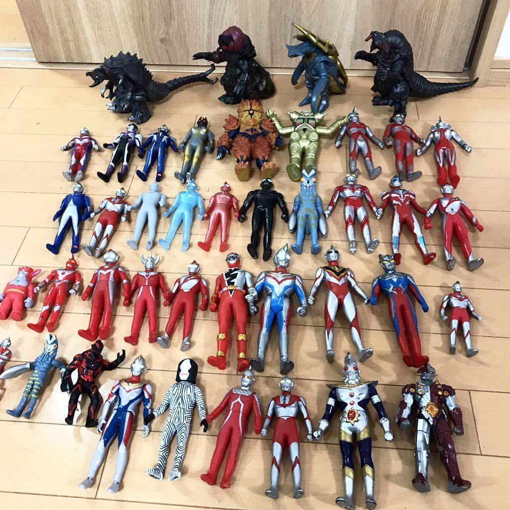 2.2kg 45体！ウルトラマン ウルトラマン怪獣 ソフビ フィギュア レア