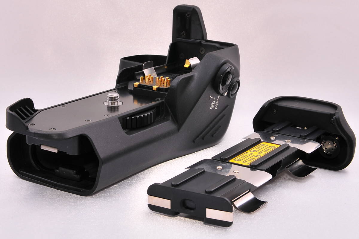 ⭐️ CONTAX BATTERY HOLDER P-9 動作品 ⭐️ CONTAX BATTERY HOLDER P