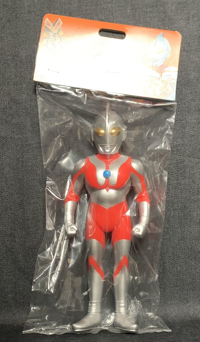 ブルマァク ウルトラマン50 (シルバー) ソフビ-古川雄大 dvd ROAD