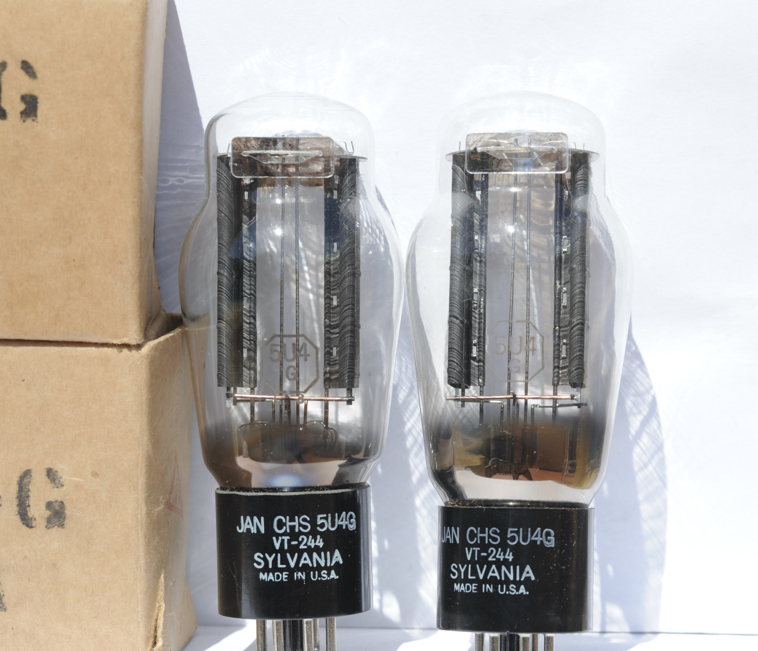 5U4G Sylvania U52 VT-244 JAN ribbed plate Square getter MINT with