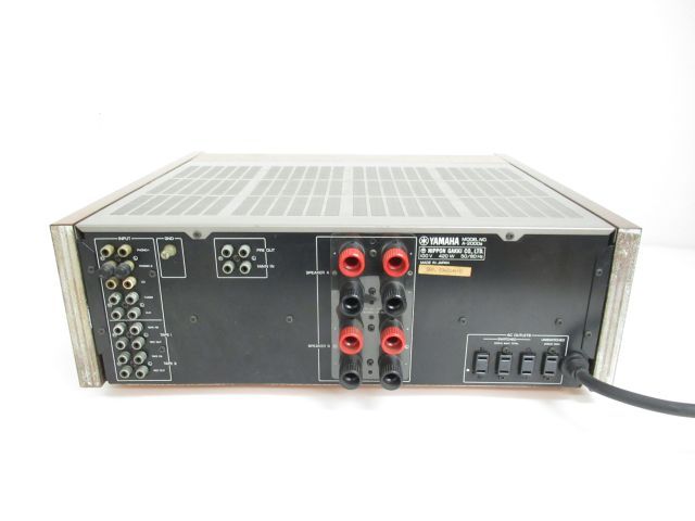 ヤマハ A-2000a プリメインアンプ￥195,000(1987年頃) Yamaha A-2000a