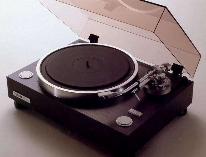 Yamaha GT-750 specifications Yamaha