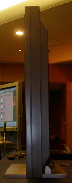 パイオニア、新型プラズマディスプレイの内覧会を実施