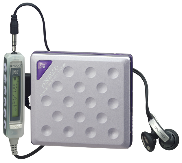 ケンウッド、連続再生約153時間のポータブルMDプレーヤー