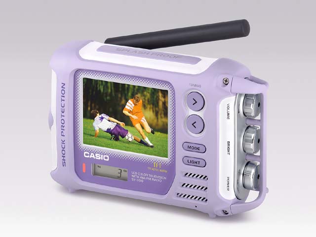 カシオ、防水/耐衝撃性能を備えた3V型携帯液晶テレビ