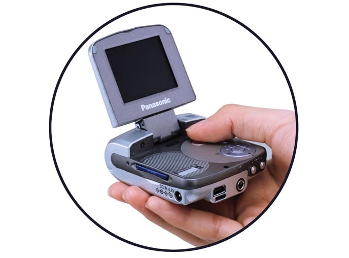 松下、SDカード利用のMPEG-4カメラ「D-snap」の新モデル