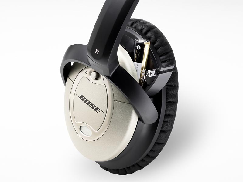 BOSE、ノイズキャンセリングヘッドフォン「QuietComfort2」