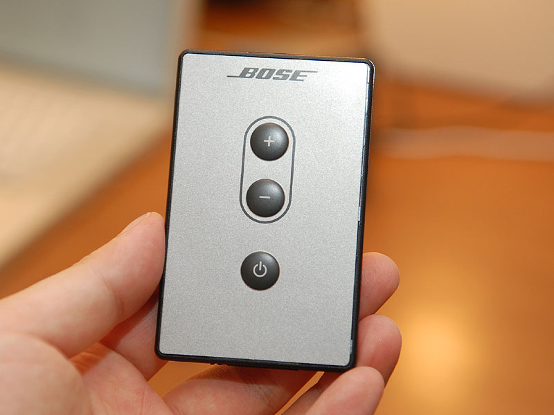 ボーズ、小型スピーカー「M3」の低価格モデル「M2」