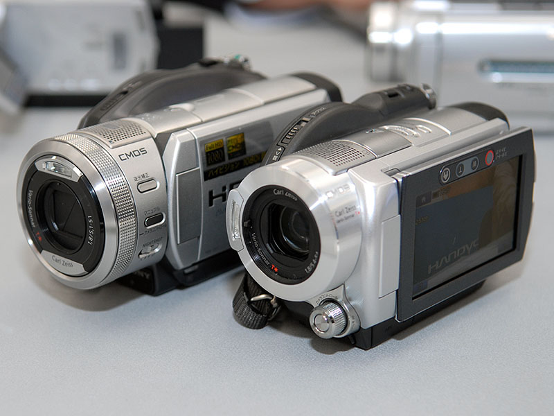 ソニー、HDカム'07年春モデル。AVCHD 2機種/HDV 1機種