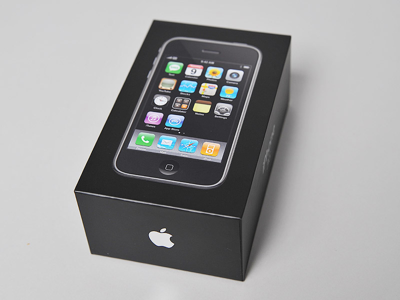 ついに日本上陸した「iPhone 3G」を試す