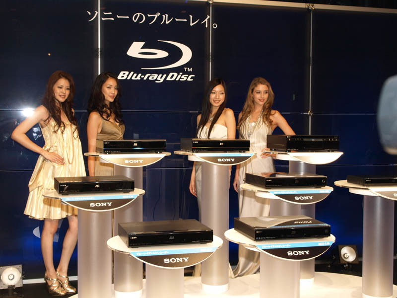 ソニー、AVC長時間録画と高画質化を図った新BDレコーダ