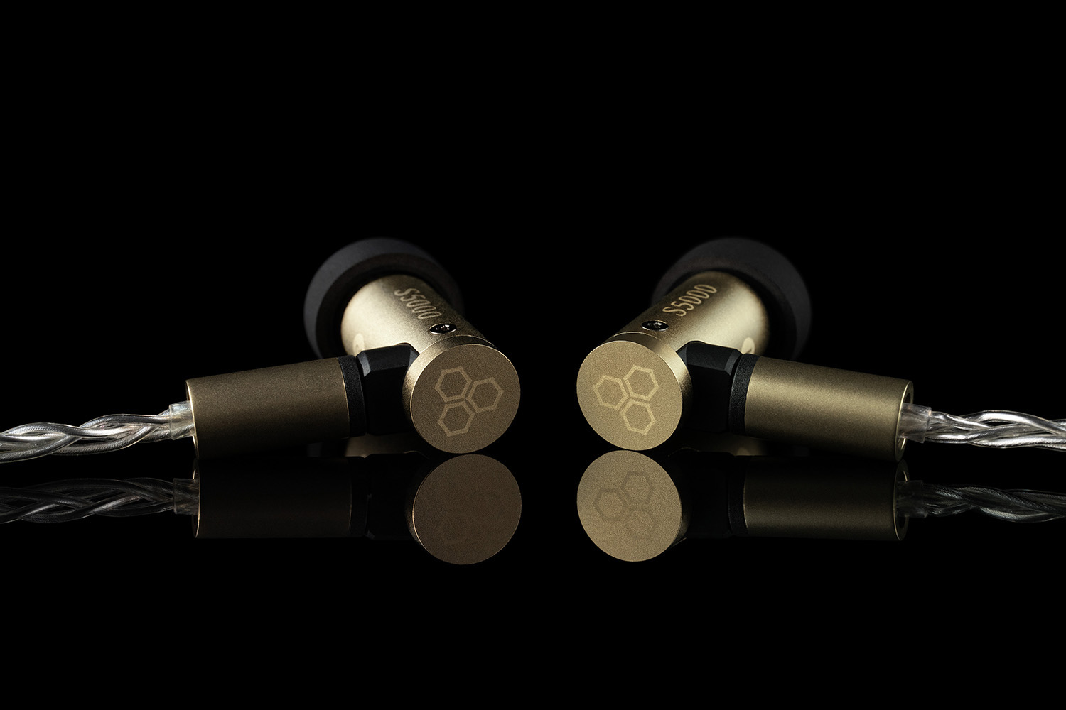 final、トーンチャンバーシステム採用の新BAイヤフォン「S5000/4000