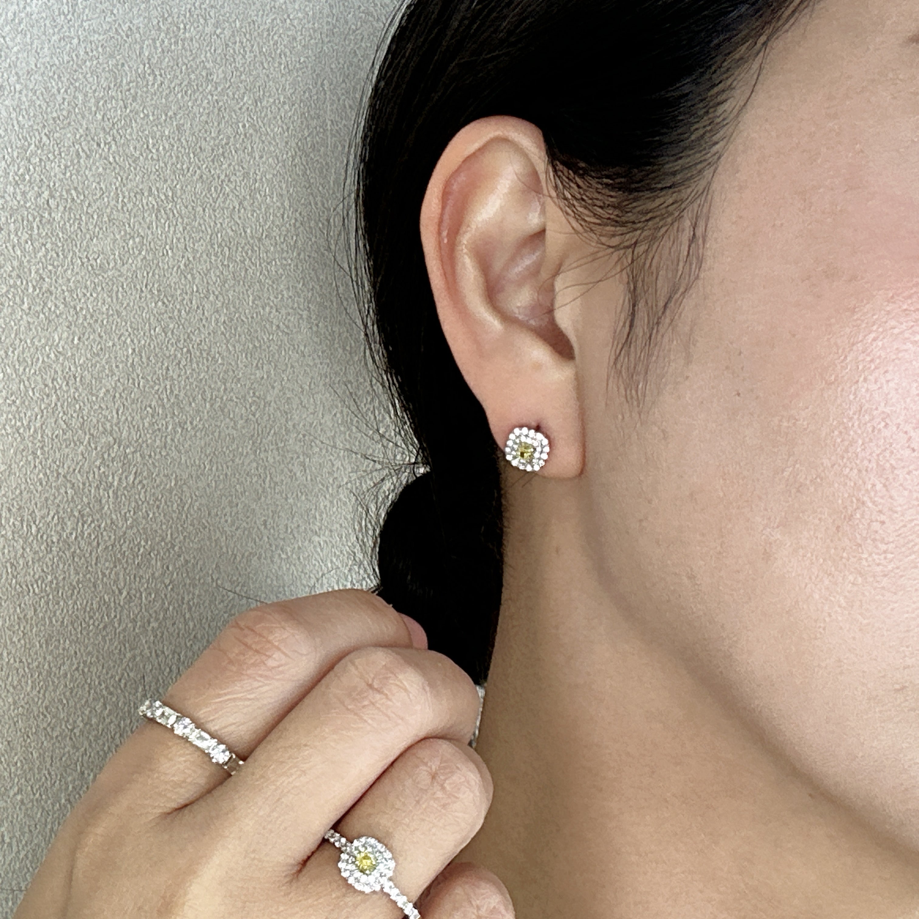 ジョーヌ］ピアス ダイヤ 0.15ct×2 SQ PT – AYAKO SAKURAI（櫻井 彩子