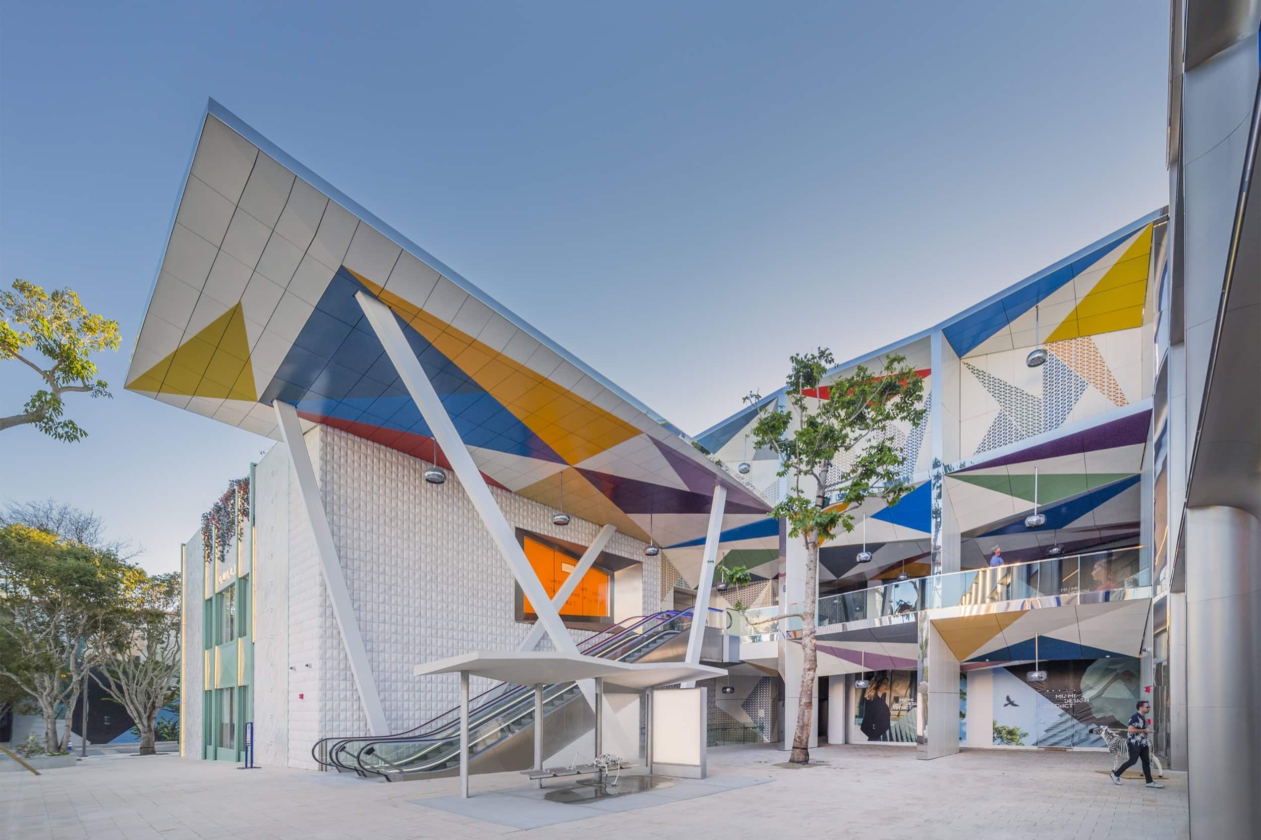 Paradise Plaza - Zahner