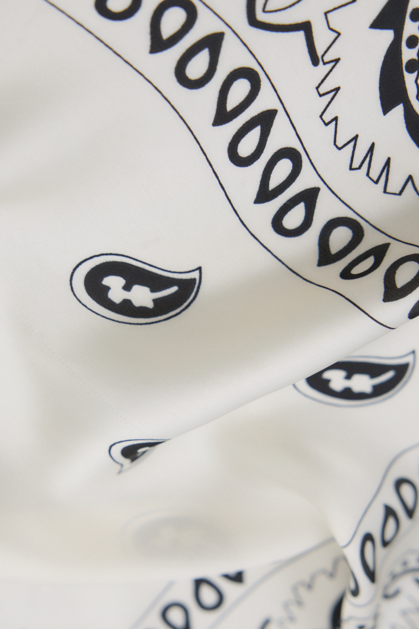 crie conforto】ペイズリースカーフ｜WOMEN｜254IST56-051C｜AZUL BY